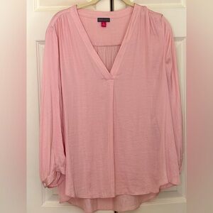 NWT Vince Camuto long sleeved blouse in XL
